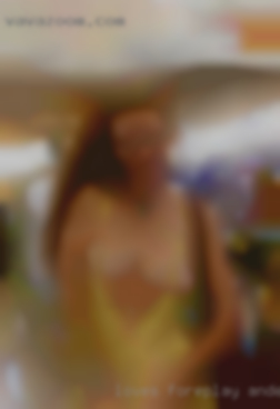 Loves Anderson, SC foreplay teasing and food play.